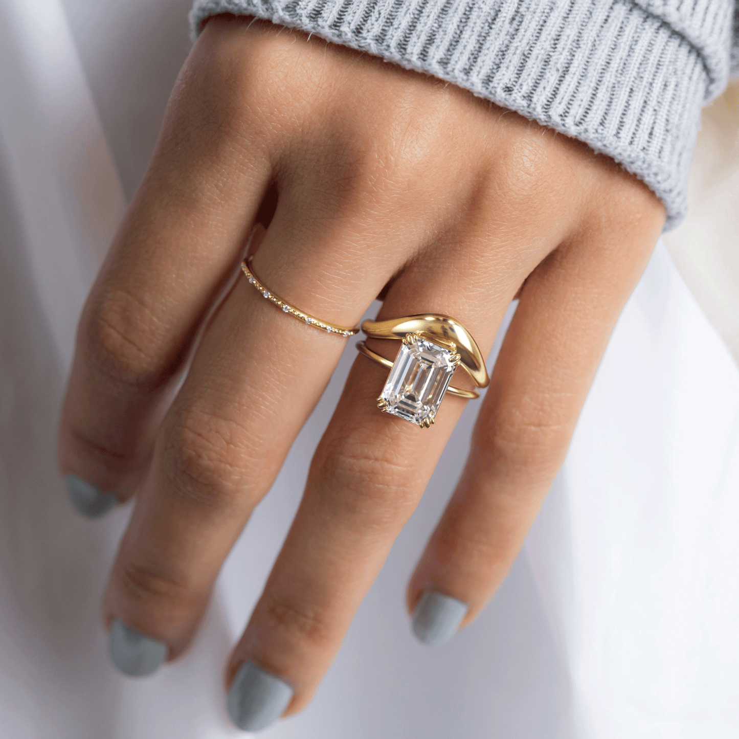 Solitaire Double Prong-Emerald Lab Grown Diamond Engagement Ring - Detail view