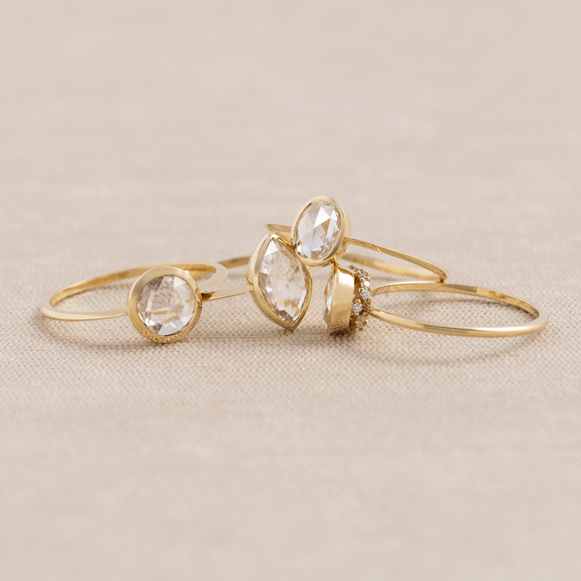 Bezel-Round Lab Grown Diamond Engagement Ring - Side view