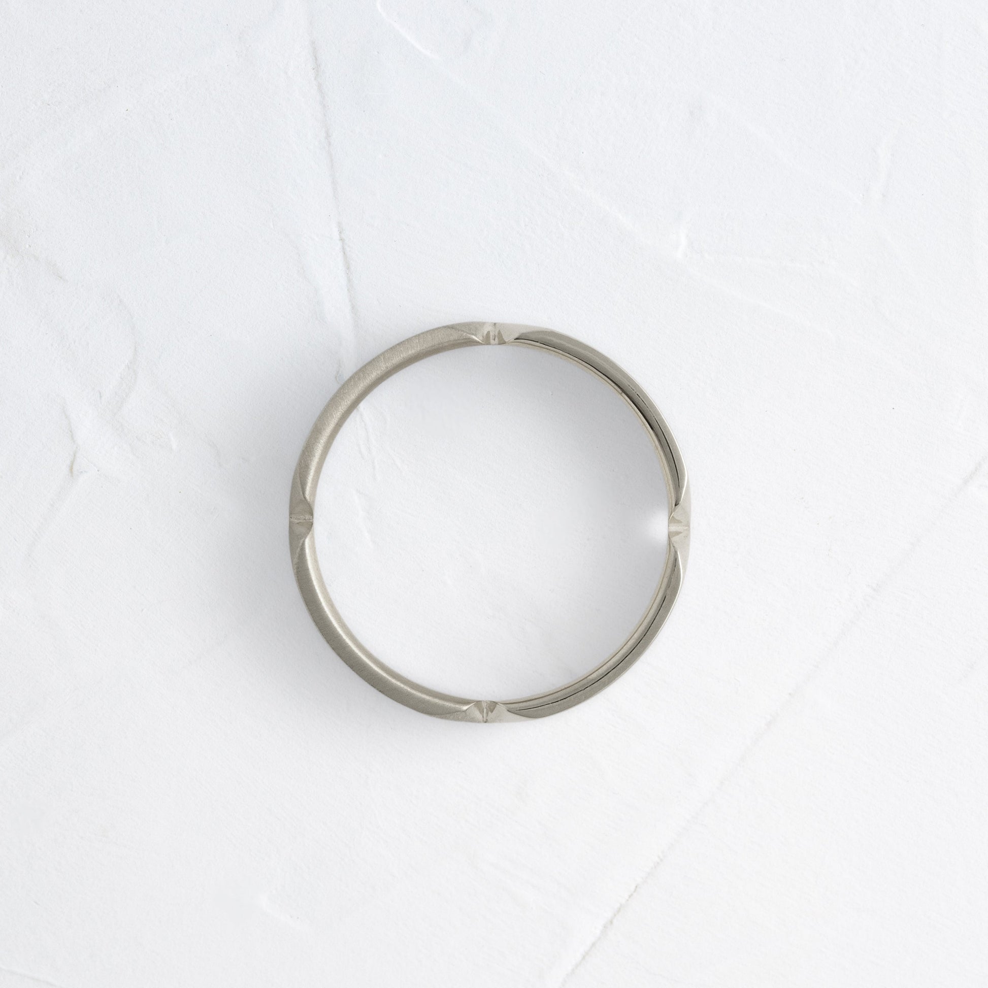 Center Pinch- Men's Wedding BandCenter Pinch- Men's Wedding Band - Detail view