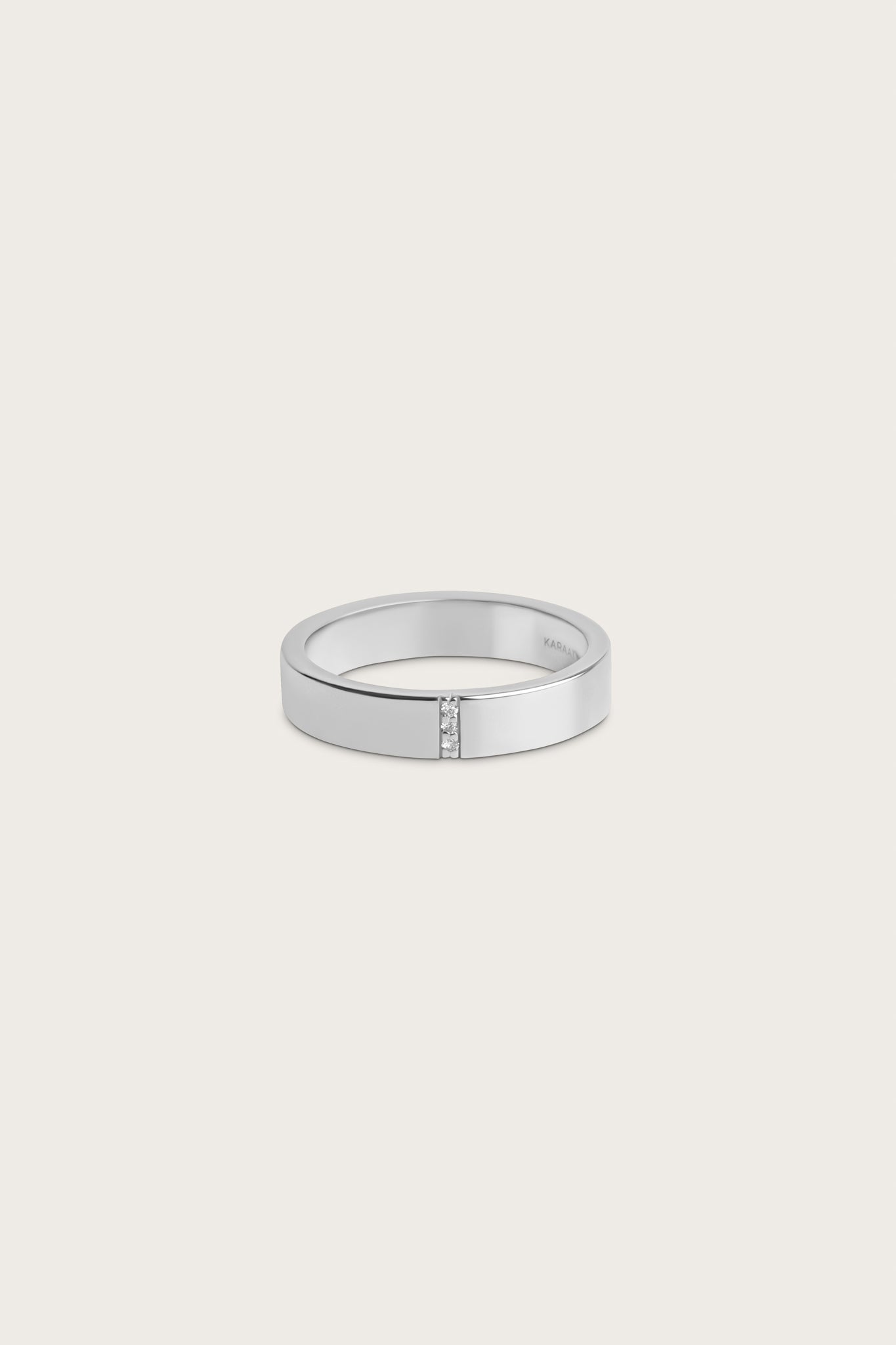 Cigar Flush Set- 0.01 CT Round Lab Grown Diamond Wedding BandCigar Flush Set- 0.01 CT Round Lab Grown Diamond Wedding Band - Detail view