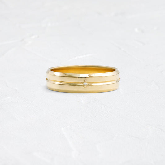 Classic Band with Dainty Stones- 0.05 CT Round Lab Grown Diamond Men's Wedding BandClassic Band with Dainty Stones- 0.05 CT Round Lab Grown Diamond Men's Wedding Band - Front view