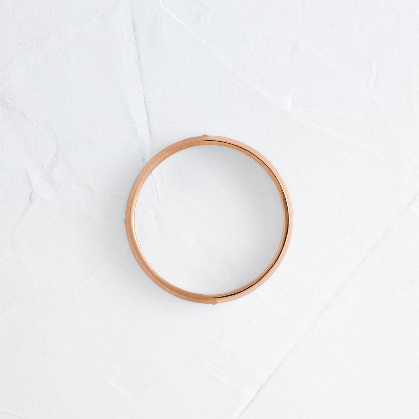 Classic Band with Dainty Stones- 0.05 CT Round Lab Grown Diamond Men's Wedding BandClassic Band with Dainty Stones- 0.05 CT Round Lab Grown Diamond Men's Wedding Band - Side view