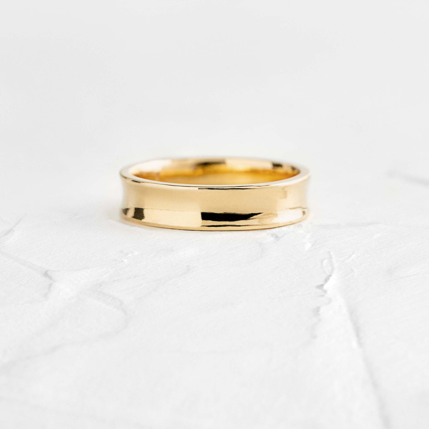 Classic- Men's Wedding BandClassic- Men's Wedding Band - Front view