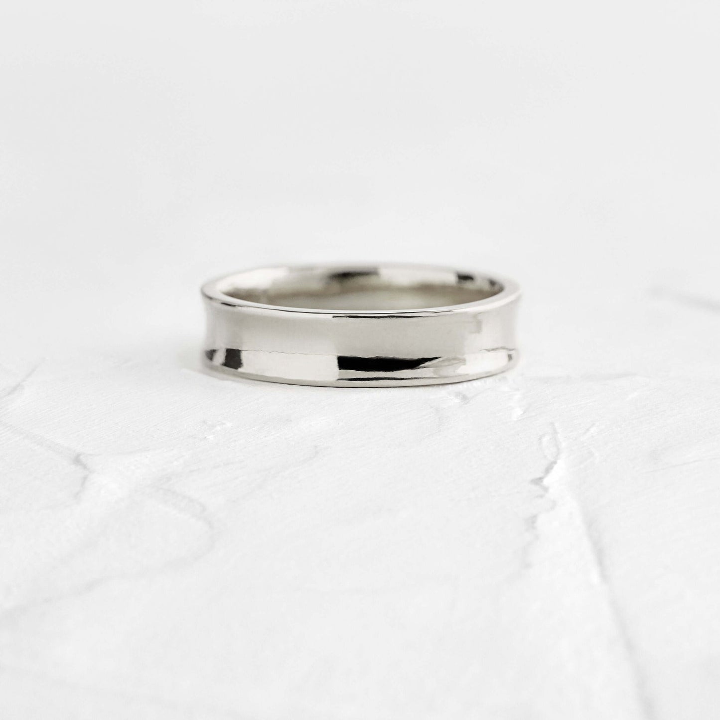 Classic- Men's Wedding BandClassic- Men's Wedding Band - Back view