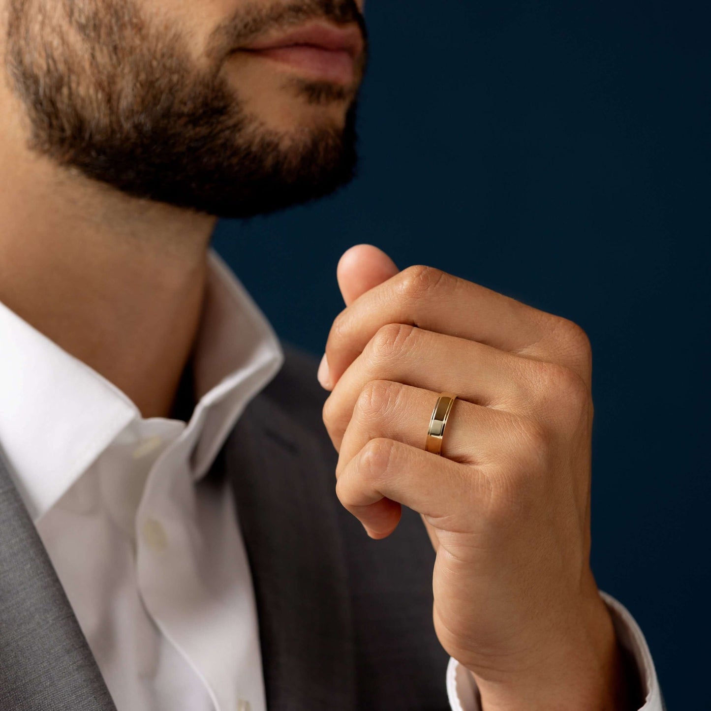 Classic Flat Court- Men's Wedding BandClassic Flat Court- Men's Wedding Band - Back view