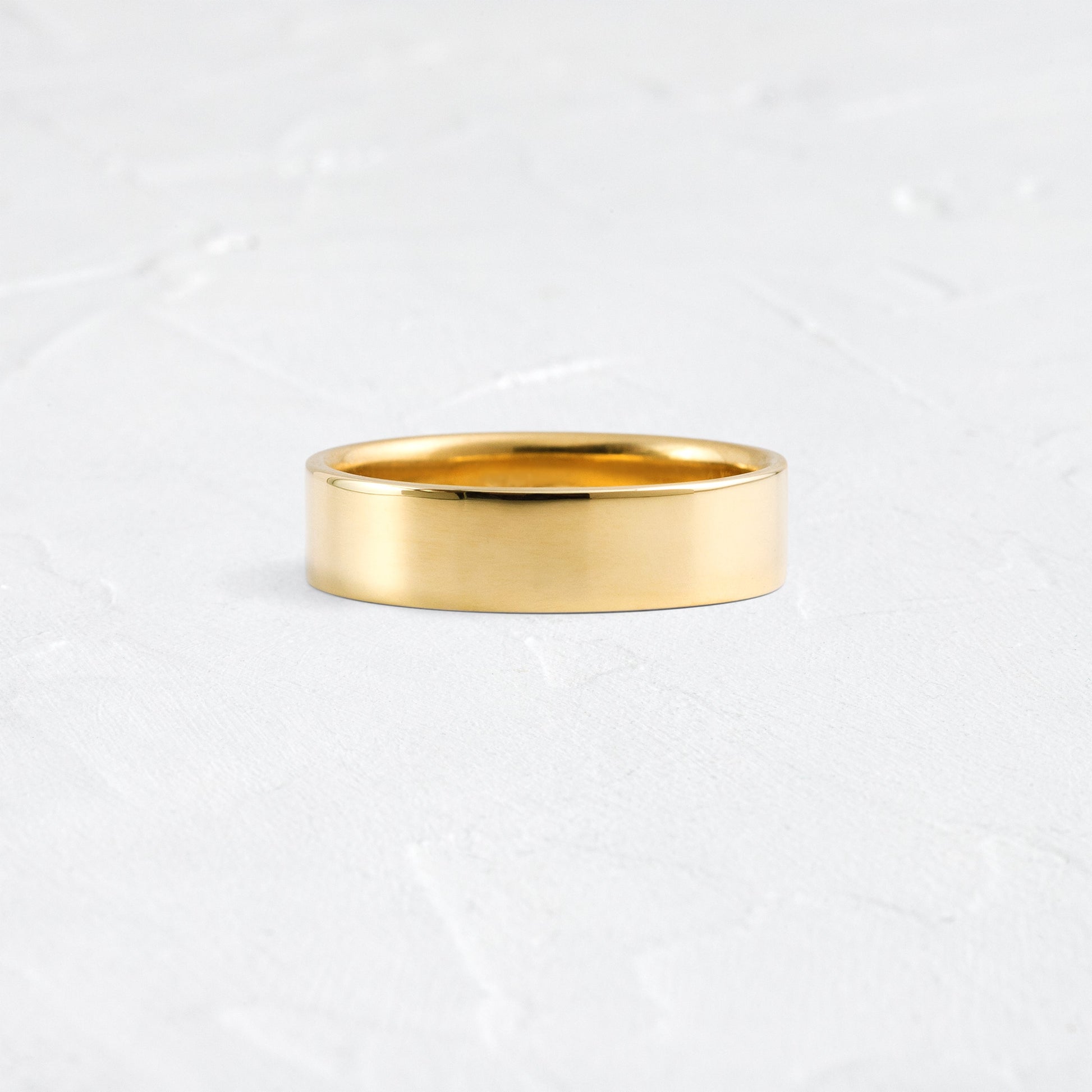 Classic Flat- Men's Wedding BandClassic Flat- Men's Wedding Band - Front view