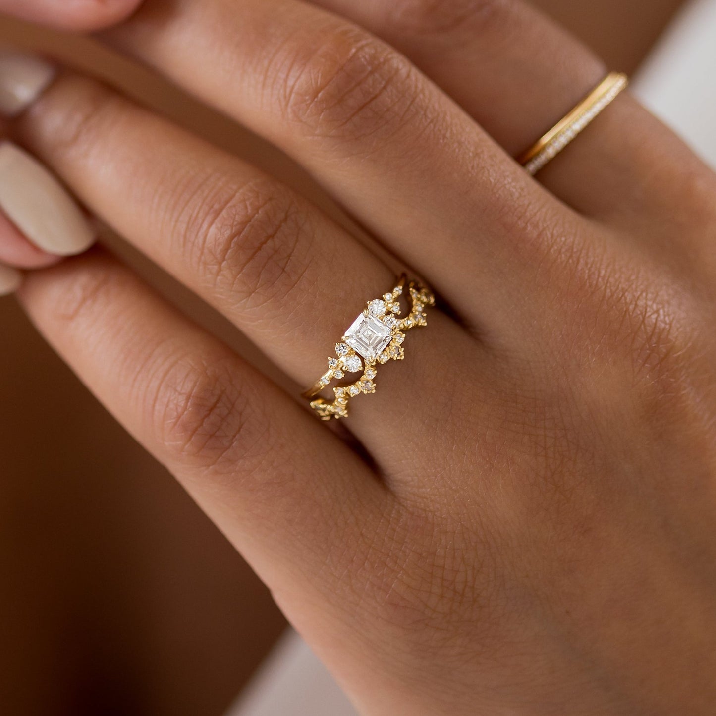 Cluster-Asscher Lab Grown Diamond Engagement Ring - Detail view