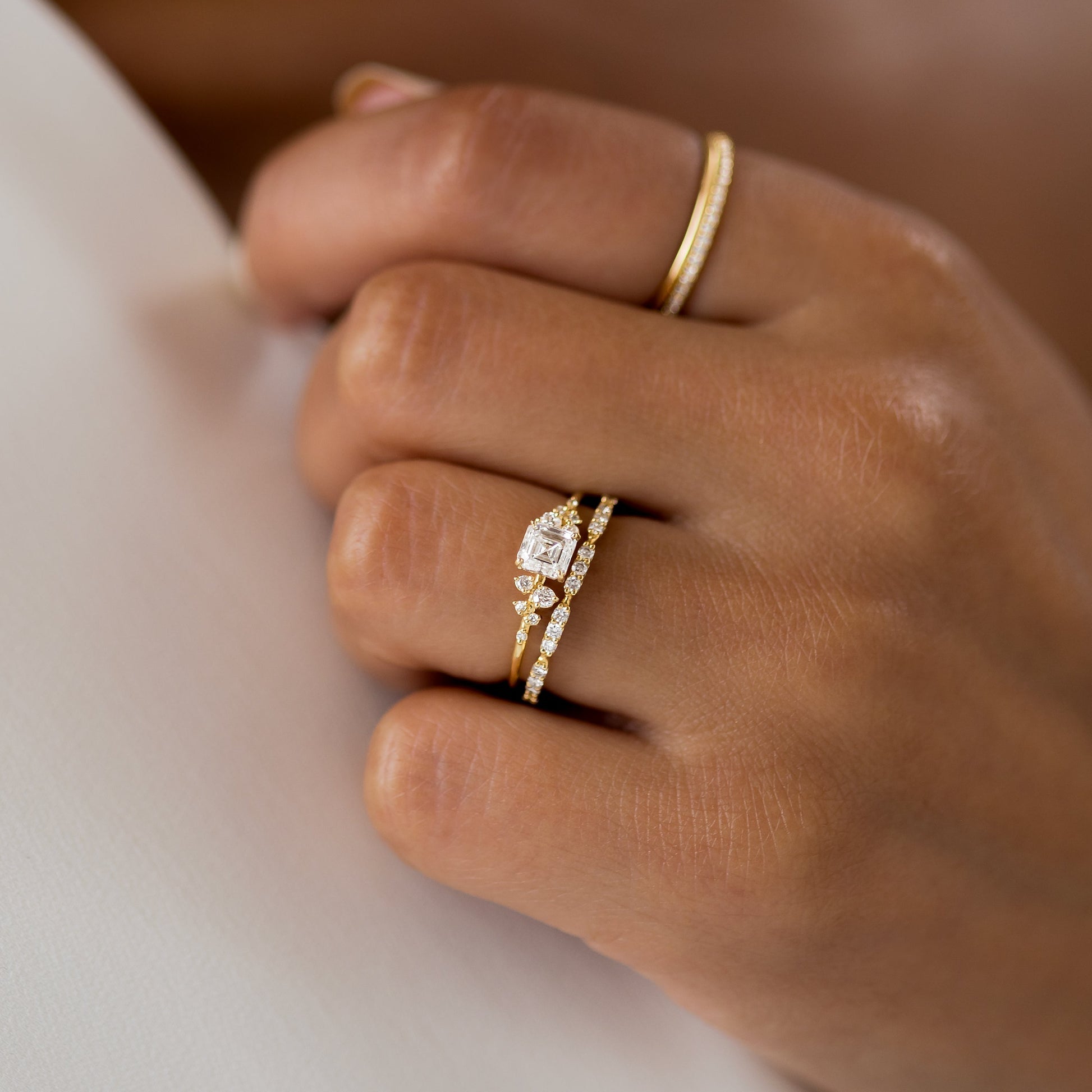 Cluster-Asscher Lab Grown Diamond Engagement Ring - Detail view