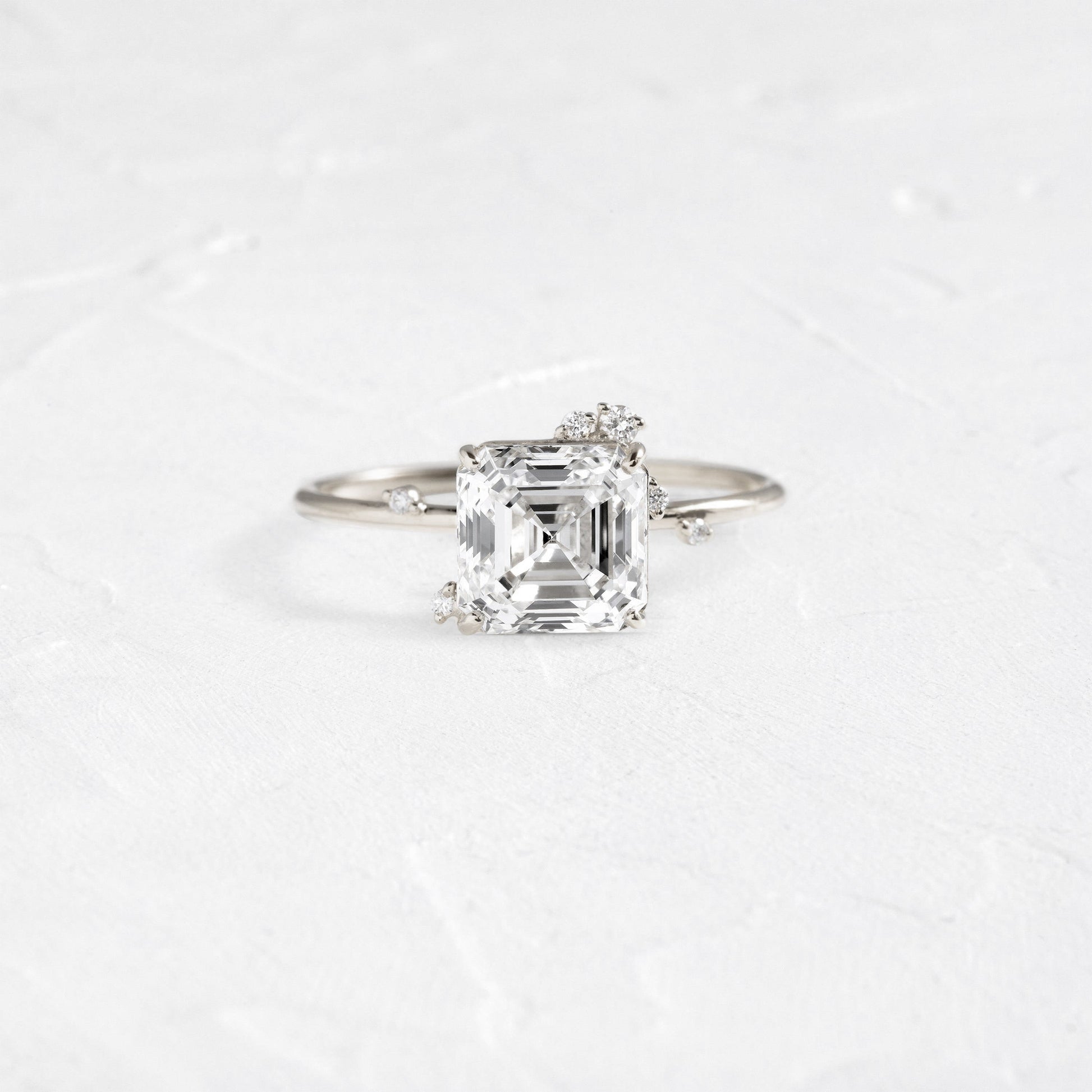 Cluster-Asscher Lab Grown Diamond Engagement Ring - Detail view