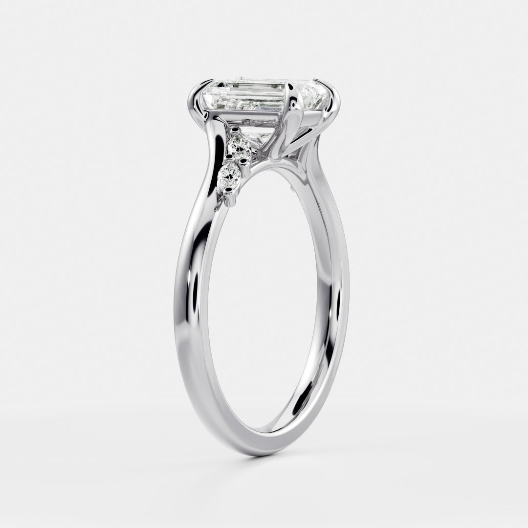 Cluster Cathedral- 1.0 CT Emerald Moissanite Engagement RingCluster Cathedral- 1.0 CT Emerald Moissanite Engagement Ring - Detail view