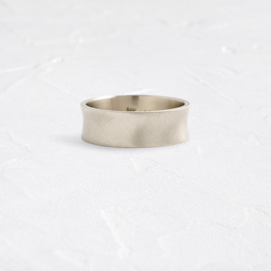 Concave Style- Men's Wedding BandConcave Style- Men's Wedding Band - Front view