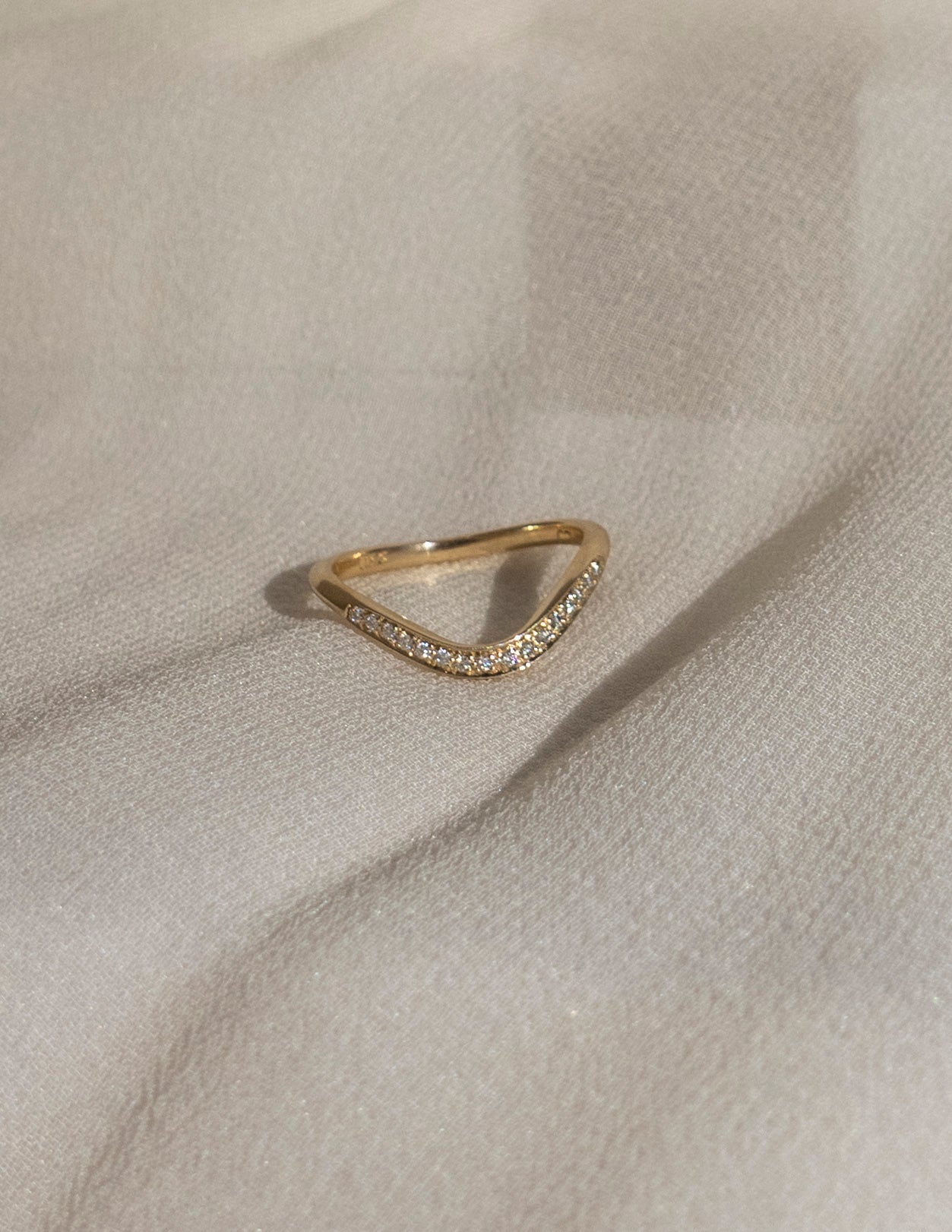 Curved Half Eternity- 0.30 CT Round Lab Grown Diamond Wedding BandCurved Half Eternity- 0.30 CT Round Lab Grown Diamond Wedding Band - Front view