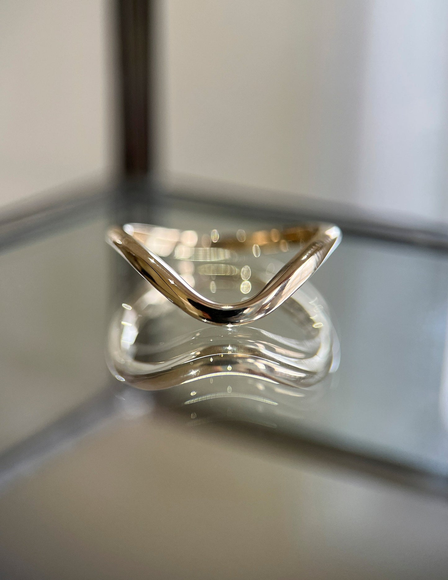 Curved Plain- Wedding BandCurved Plain- Wedding Band - Detail view