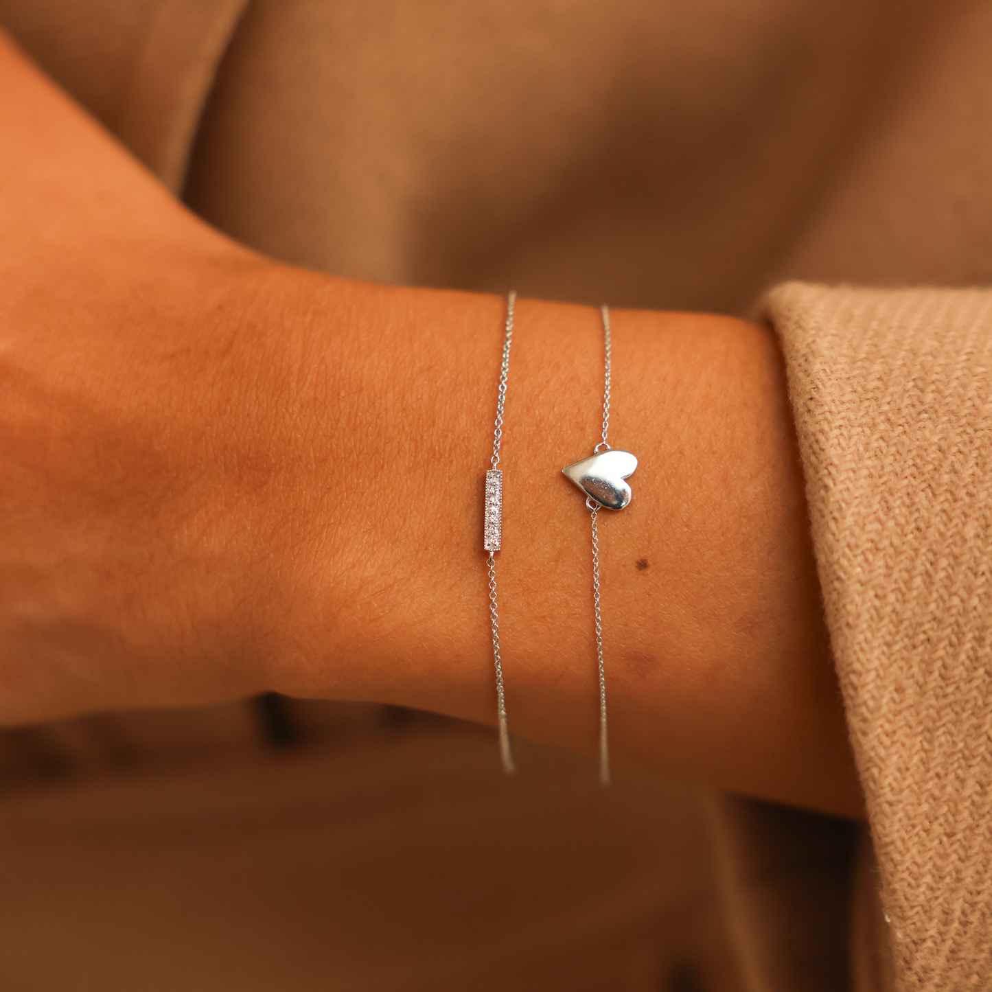 Diamond Bar-0.06 CT Round Lab Grown Diamond BraceletsDiamond Bar-0.06 CT Round Lab Grown Diamond Bracelets - Lifestyle