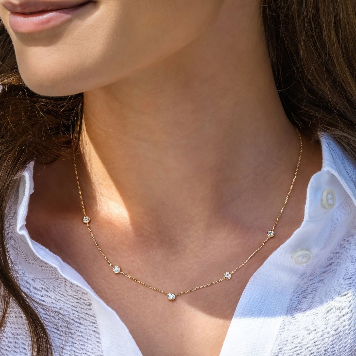 Floating Bezel- 0.5 CT Round Lab Grown Diamond NecklaceFloating Bezel- 0.5 CT Round Lab Grown Diamond Necklace - Detail view