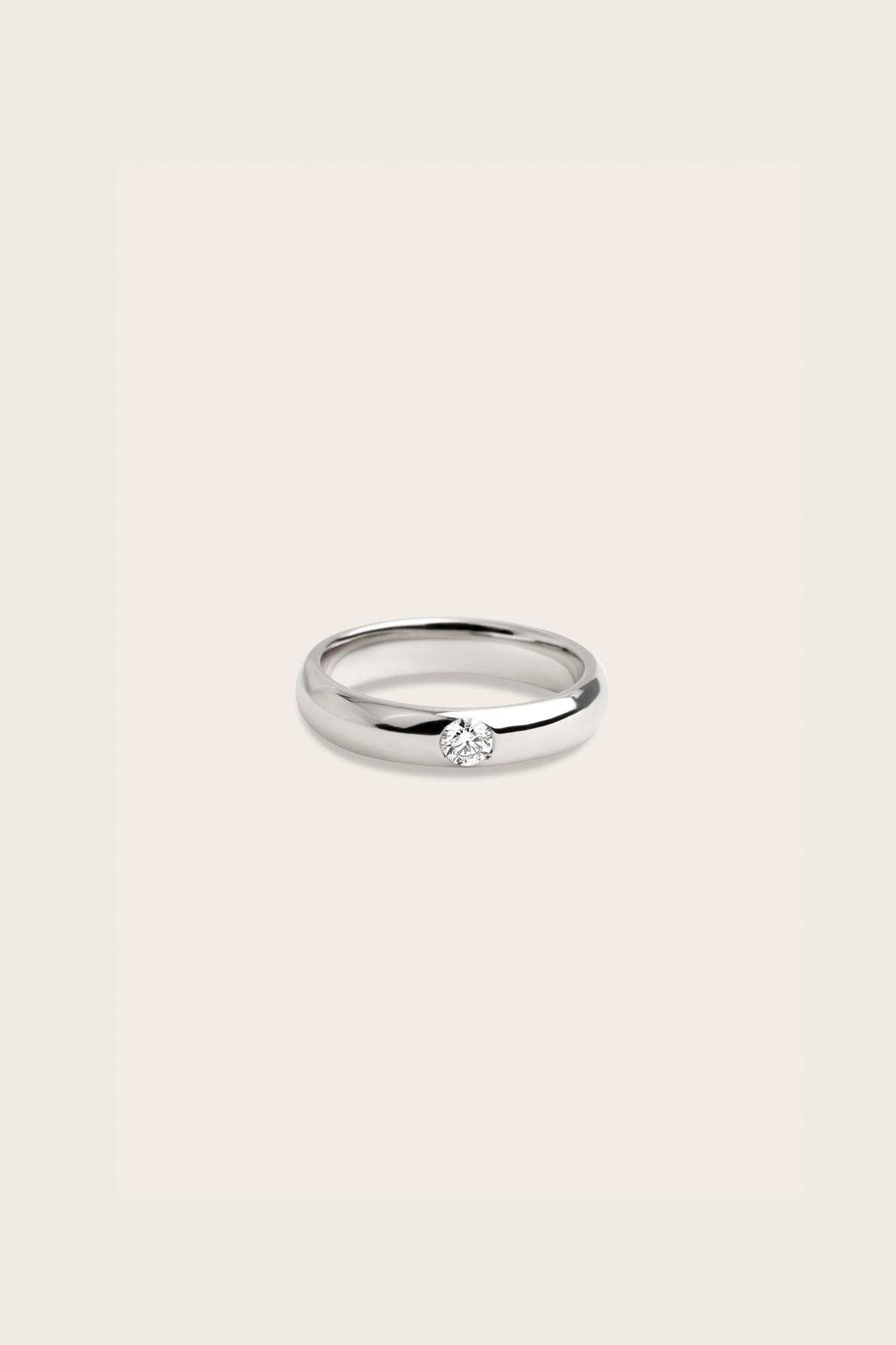 Flush Setting- 0.10 CT Round Lab Grown Diamond Wedding BandFlush Setting- 0.10 CT Round Lab Grown Diamond Wedding Band - Detail view