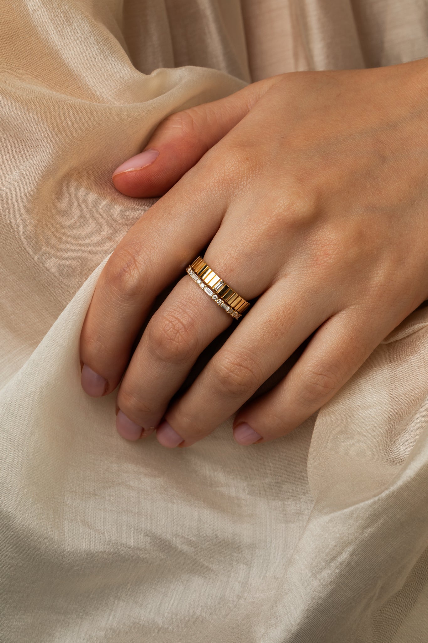 Half Eternity- 0.32 CT Round & Baguette Lab Grown Diamond Wedding BandHalf Eternity- 0.32 CT Round & Baguette Lab Grown Diamond Wedding Band - Detail view