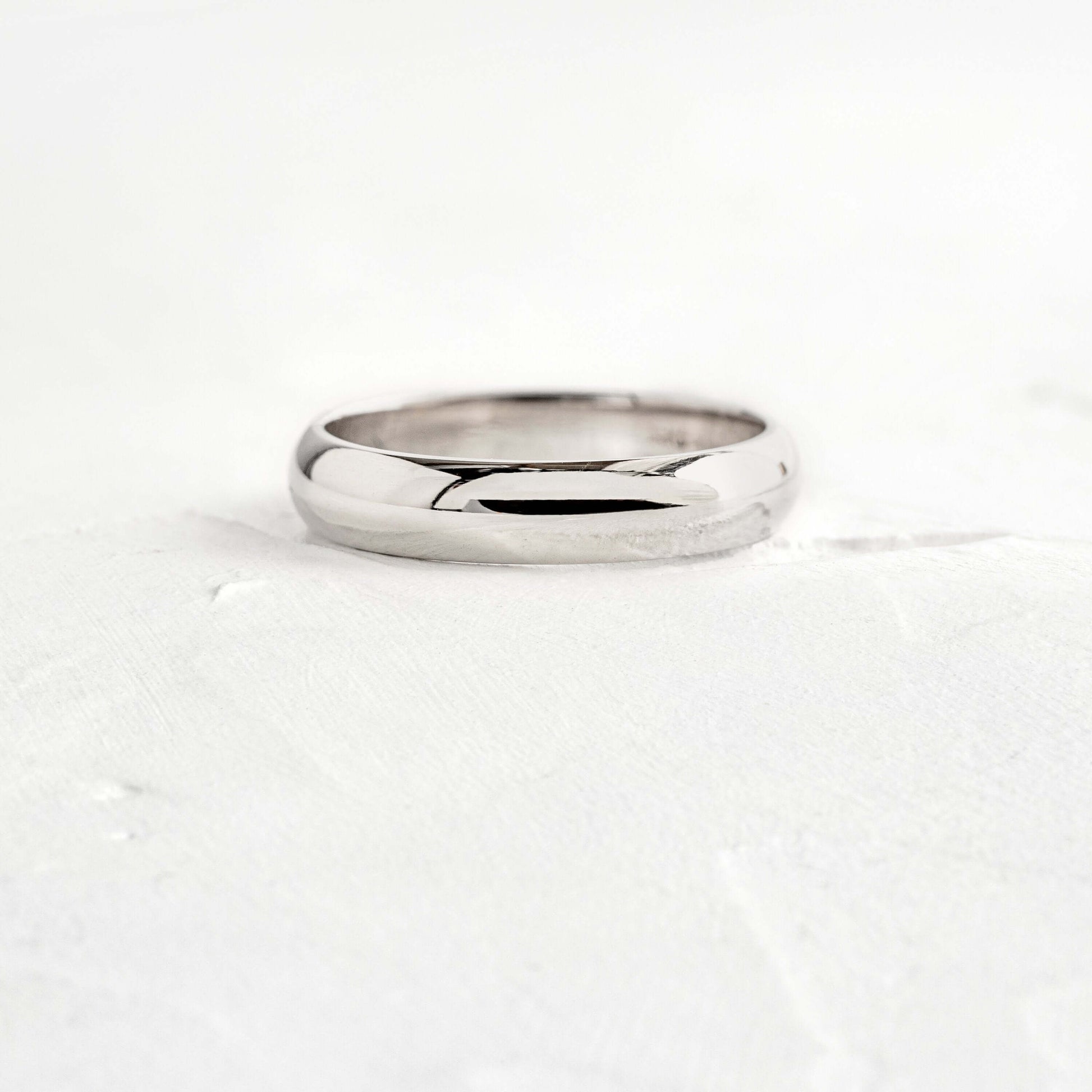 Half Round- Men's Wedding BandHalf Round- Men's Wedding Band - Back view