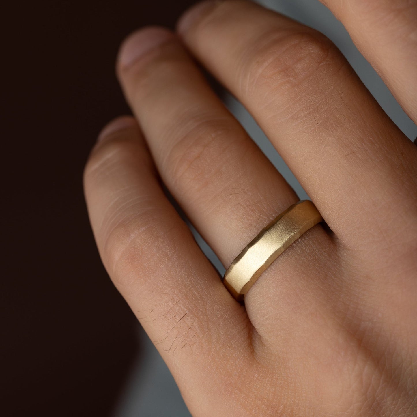 Modern Facet- Men's Wedding BandModern Facet- Men's Wedding Band - Detail view