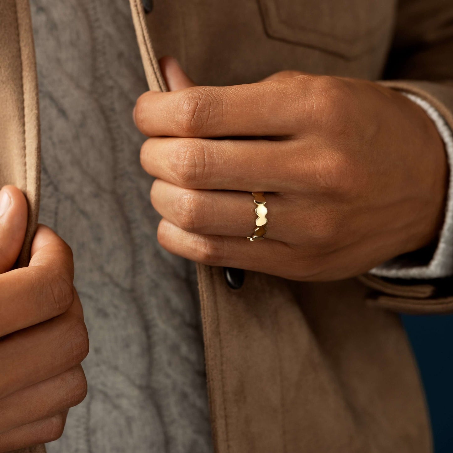 Octagon- Men's Wedding BandOctagon- Men's Wedding Band - Detail view