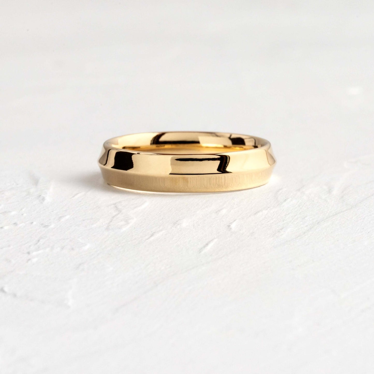 Soft Bevel- Men's Wedding BandSoft Bevel- Men's Wedding Band - Front view