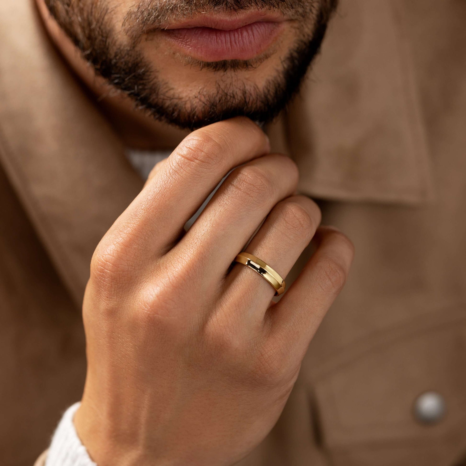 Soft Bevel- Men's Wedding BandSoft Bevel- Men's Wedding Band - Front view