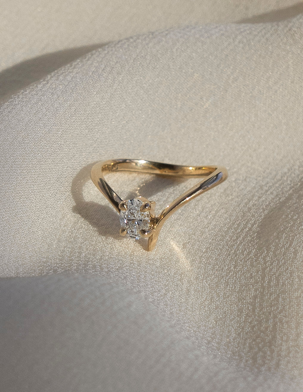 Solitaire Asymmetrical Band-Oval Lab Grown Diamond Engagement Ring - Side view