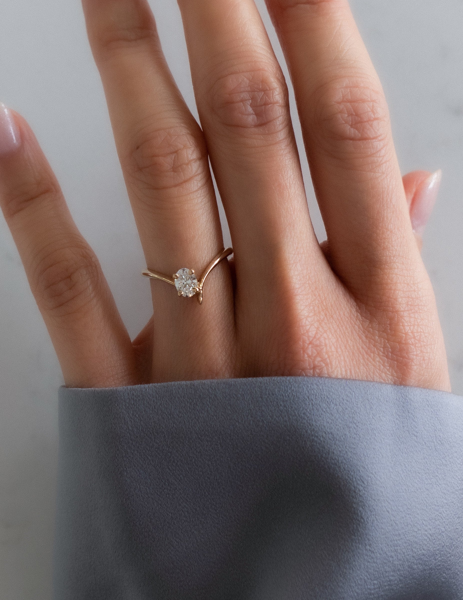 Solitaire Asymmetrical Band-Oval Lab Grown Diamond Engagement Ring - Side view