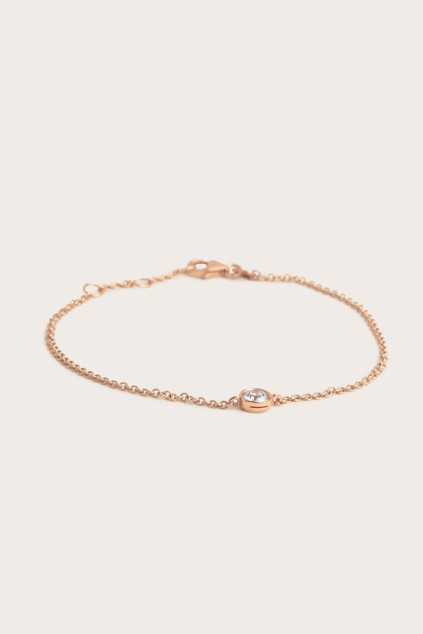 Solitaire Bezel-0.3 CT Round Lab Grown Diamond BraceletsSolitaire Bezel-0.3 CT Round Lab Grown Diamond Bracelets - Back view