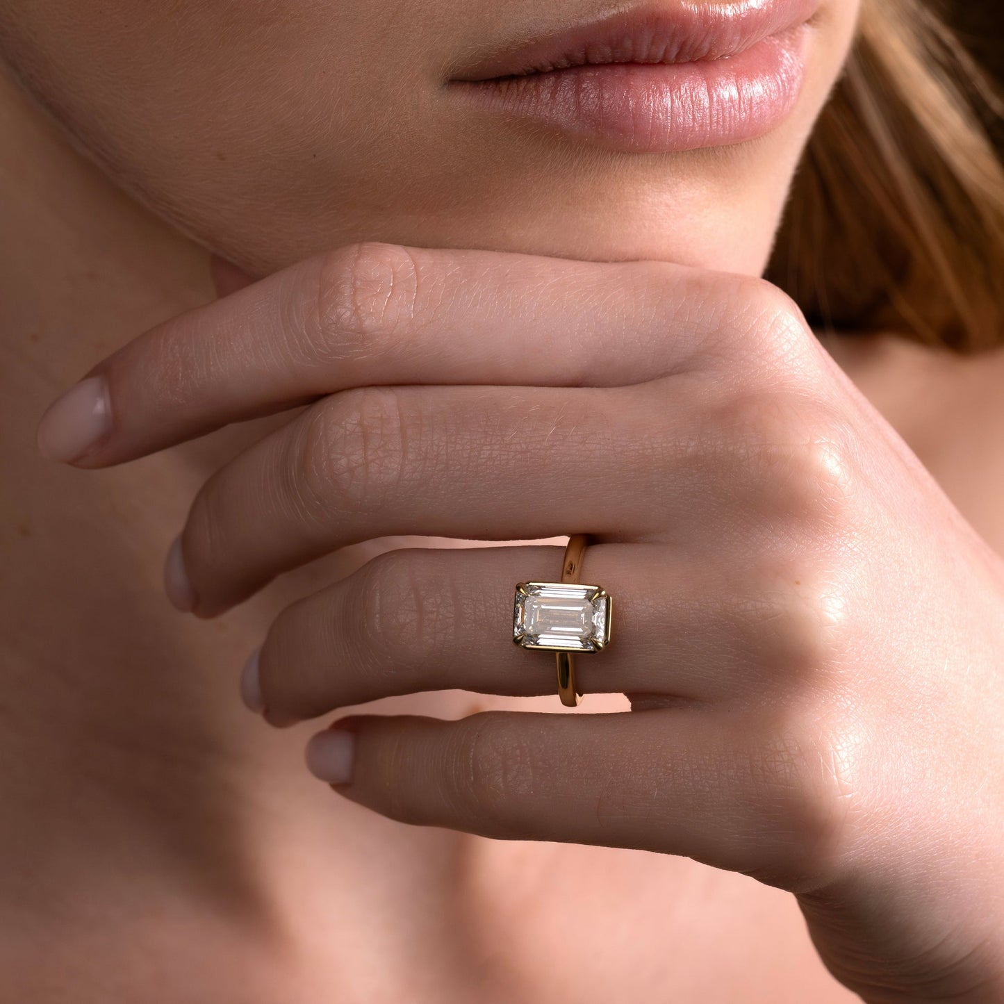 Solitaire Cathedral Unique Bezel- 3.3 CT Emerald Moissanite Engagement RingSolitaire Cathedral Unique Bezel- 3.3 CT Emerald Moissanite Engagement Ring - Detail view