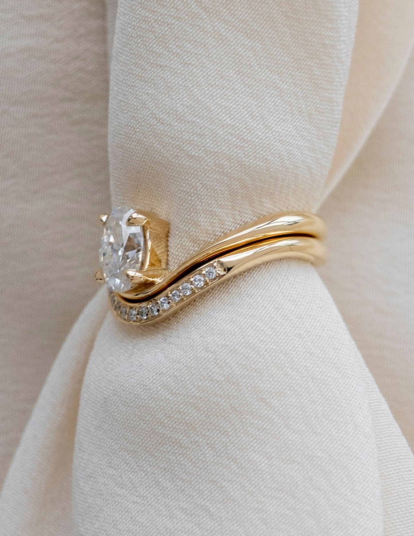 Solitaire Curve & Pave Band- 1 CT Oval Lab Grown Diamond Bridal SetSolitaire Curve & Pave Band- 1 CT Oval Lab Grown Diamond Bridal Set - Back view