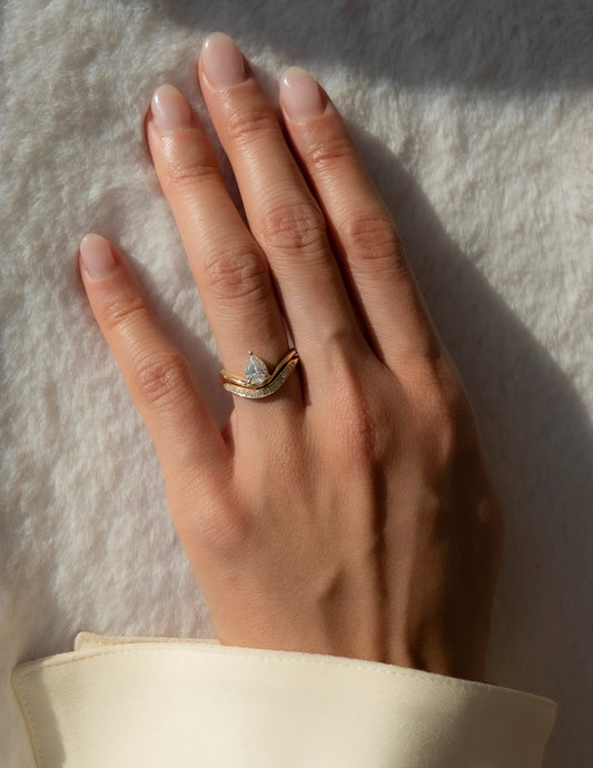 Solitaire Curve & Pave Band-1 CT Pear Lab Grown Diamond Bridal SetSolitaire Curve & Pave Band-1 CT Pear Lab Grown Diamond Bridal Set - Front view