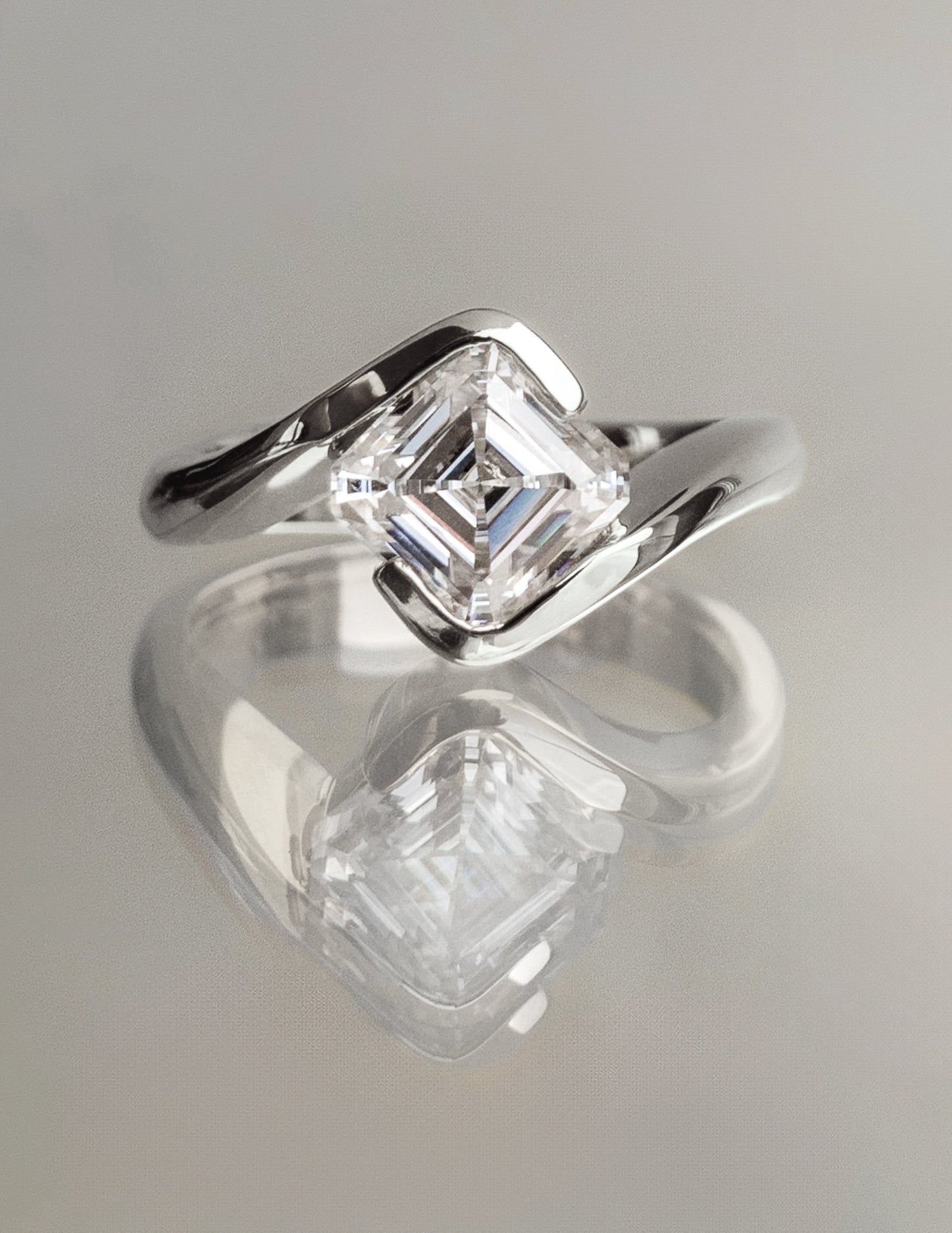Solitaire Rapture-Asscher Lab Grown Diamond Engagement Ring - Detail view