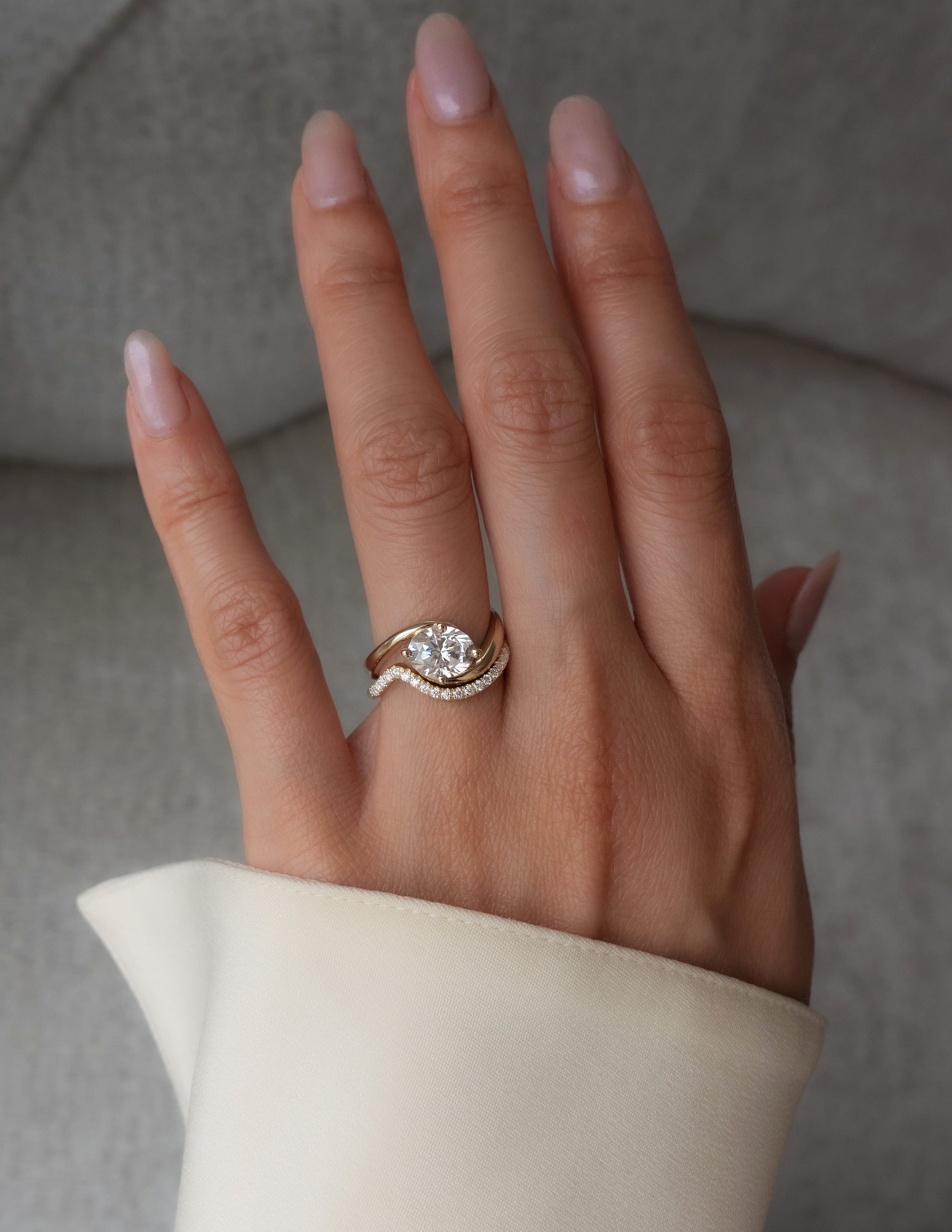 Solitaire Rapture Compass Prong & Pave Band- 1 CT Oval Lab Grown Diamond Bridal SetSolitaire Rapture Compass Prong & Pave Band- 1 CT Oval Lab Grown Diamond Bridal Set - Side view
