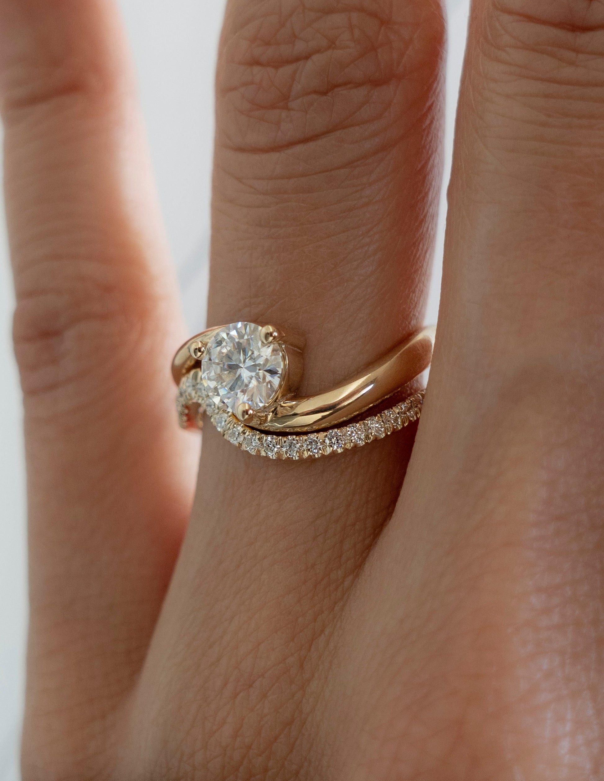 Solitaire Rapture & Pave Band- 1 CT Round Lab Grown Diamond Bridal SetSolitaire Rapture & Pave Band- 1 CT Round Lab Grown Diamond Bridal Set - Back view