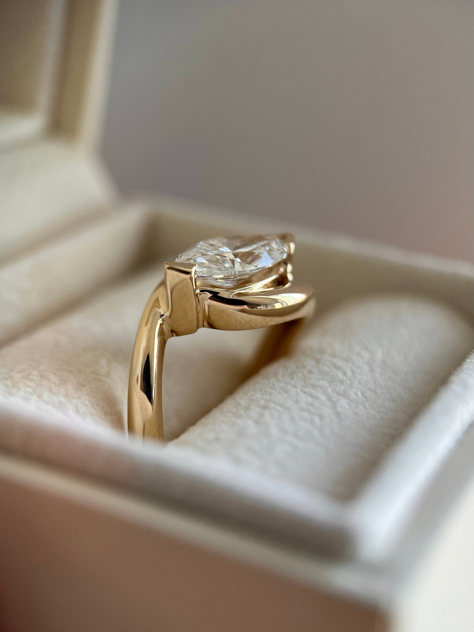 Solitaire Rapture V Prong-Marquise Lab Grown Diamond Engagement Ring - Side view