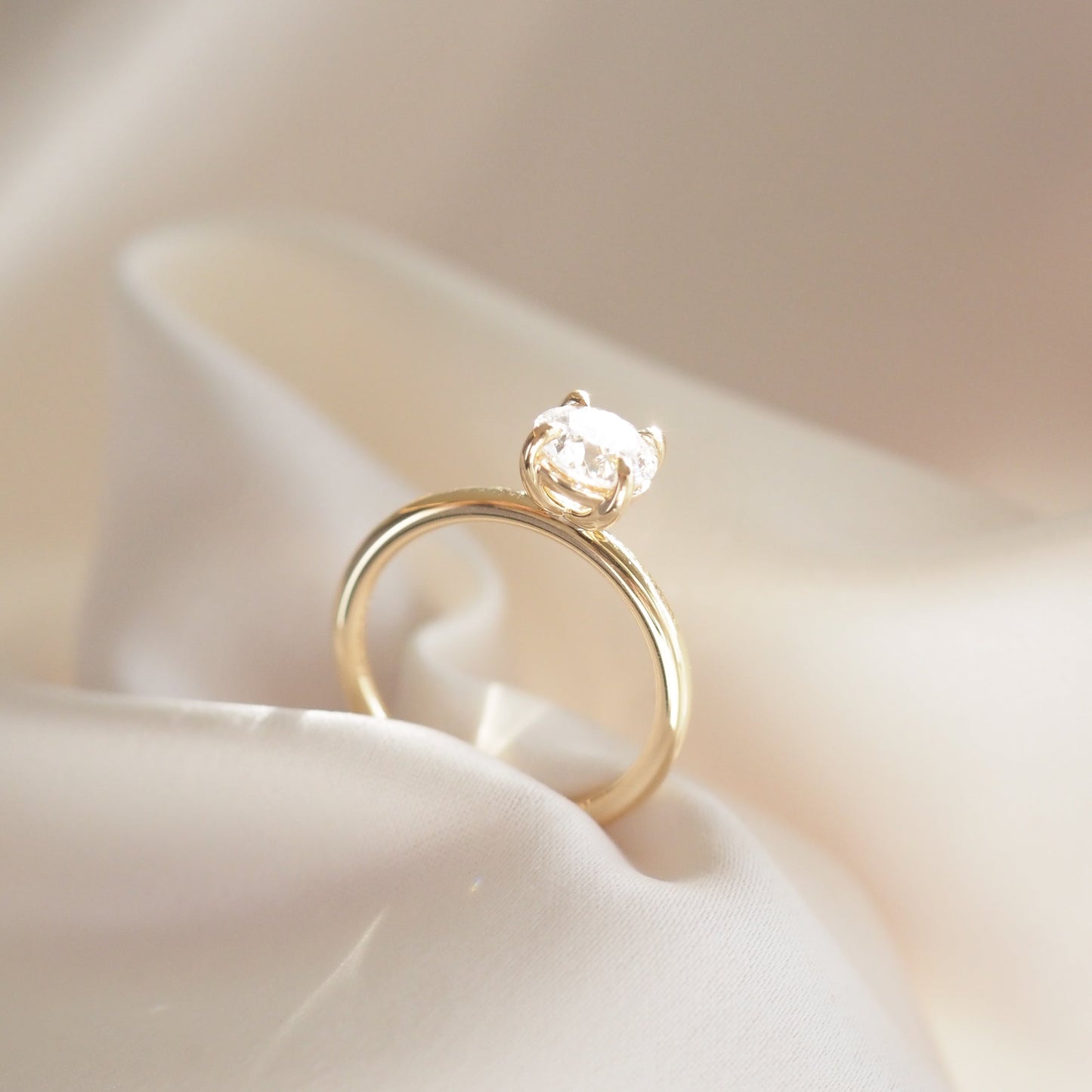 Solitaire-Round Lab Grown Diamond Engagement Ring - Side view