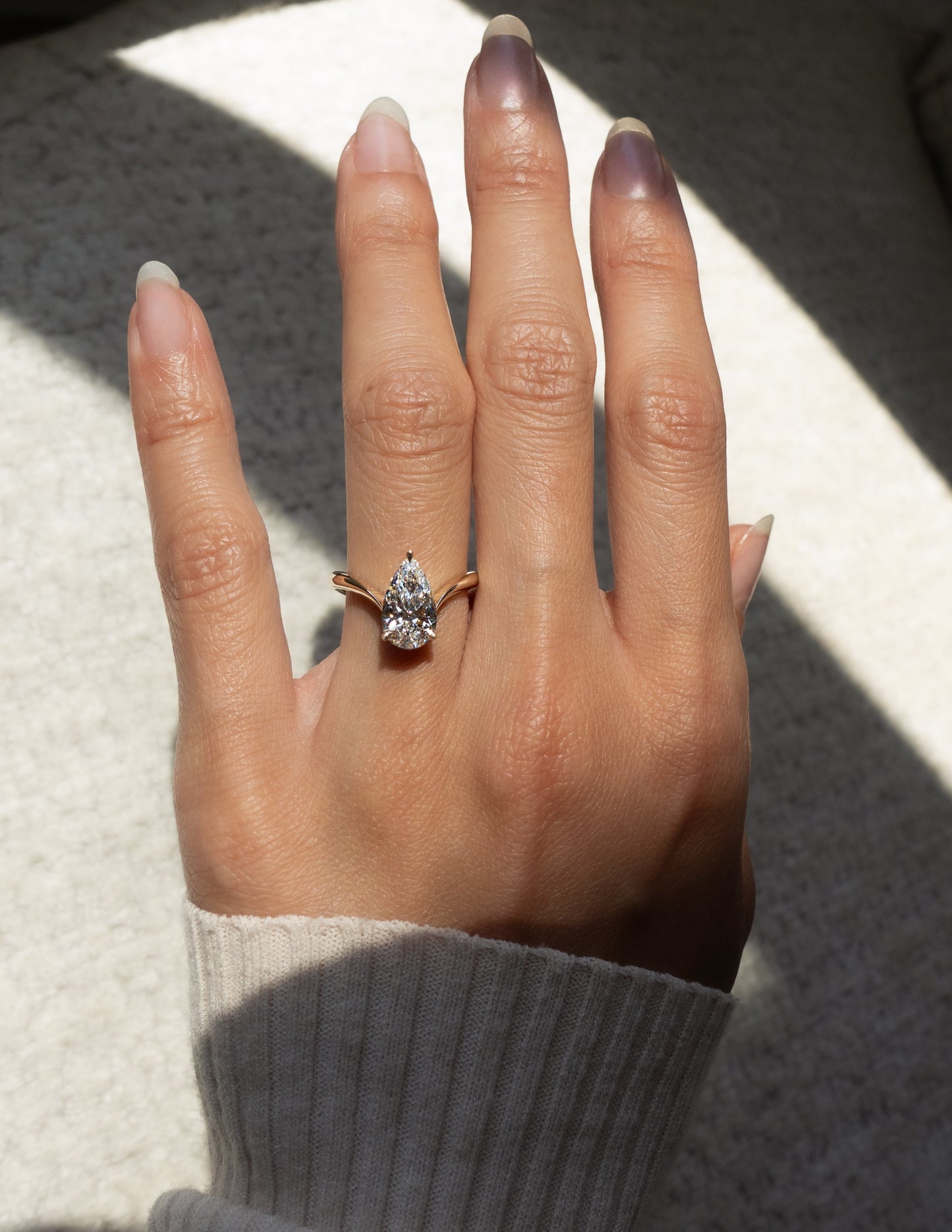 Solitaire V Curved Shank-Pear Lab Grown Diamond Engagement Ring - Detail view