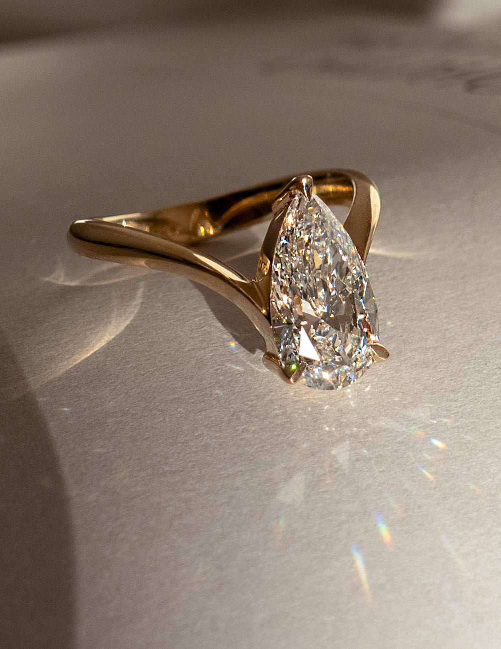 Solitaire V Curved Shank-Pear Lab Grown Diamond Engagement Ring - Side view