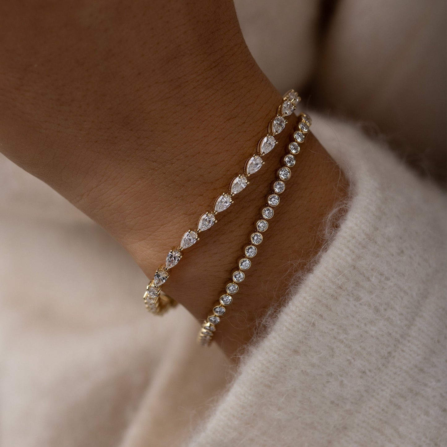 Tennis-5.2 CT Pear Lab Grown Diamond BraceletsTennis-5.2 CT Pear Lab Grown Diamond Bracelets - Side view