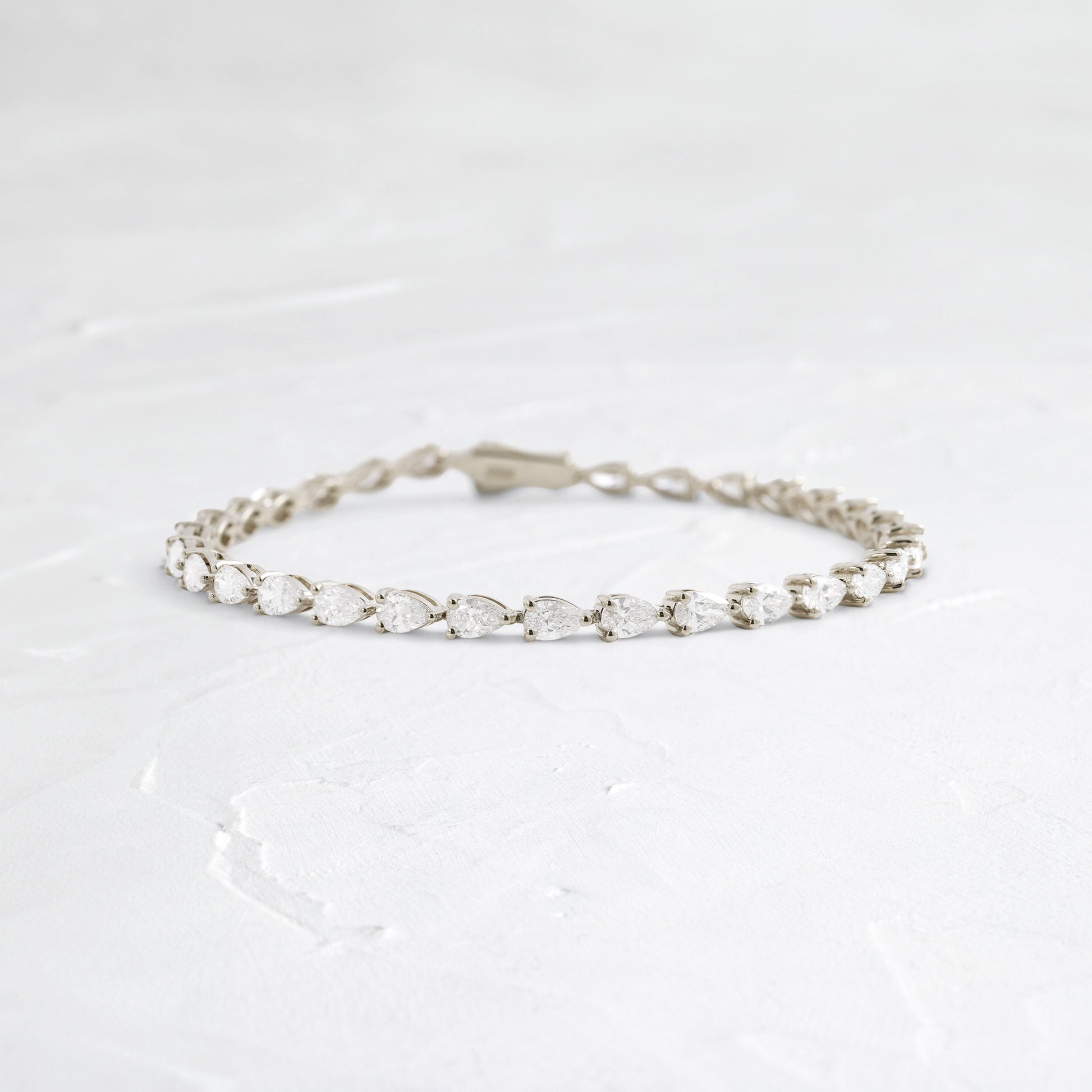 Tennis-5.2 CT Pear Lab Grown Diamond BraceletsTennis-5.2 CT Pear Lab Grown Diamond Bracelets - Detail view