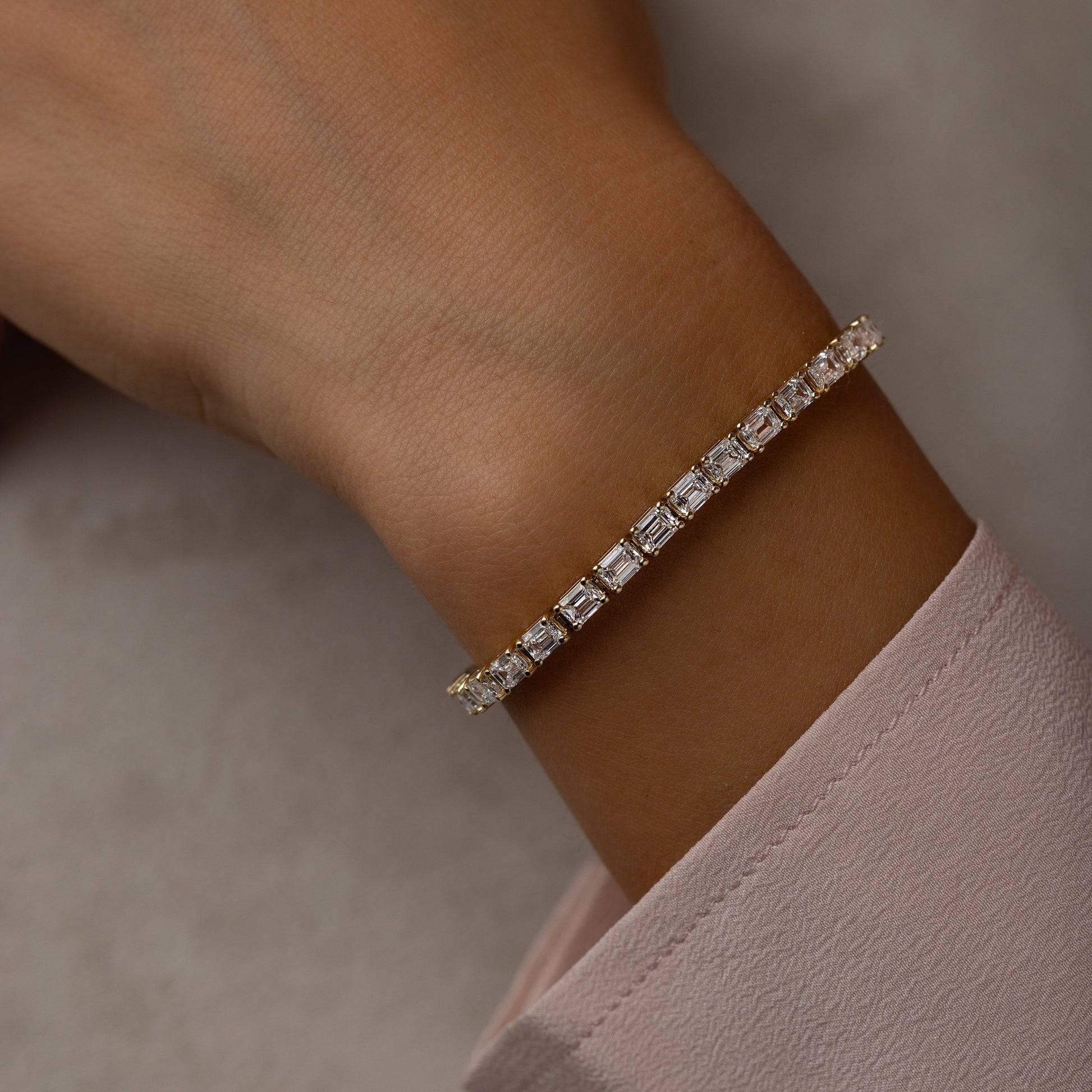 Tennis-8.45 CT Emerald Lab Grown Diamond BraceletsTennis-8.45 CT Emerald Lab Grown Diamond Bracelets - Side view
