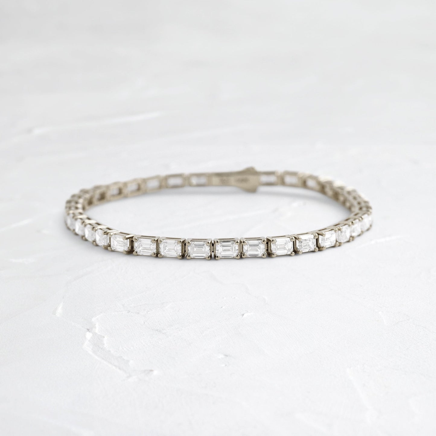 Tennis-8.45 CT Emerald Lab Grown Diamond BraceletsTennis-8.45 CT Emerald Lab Grown Diamond Bracelets - Detail view