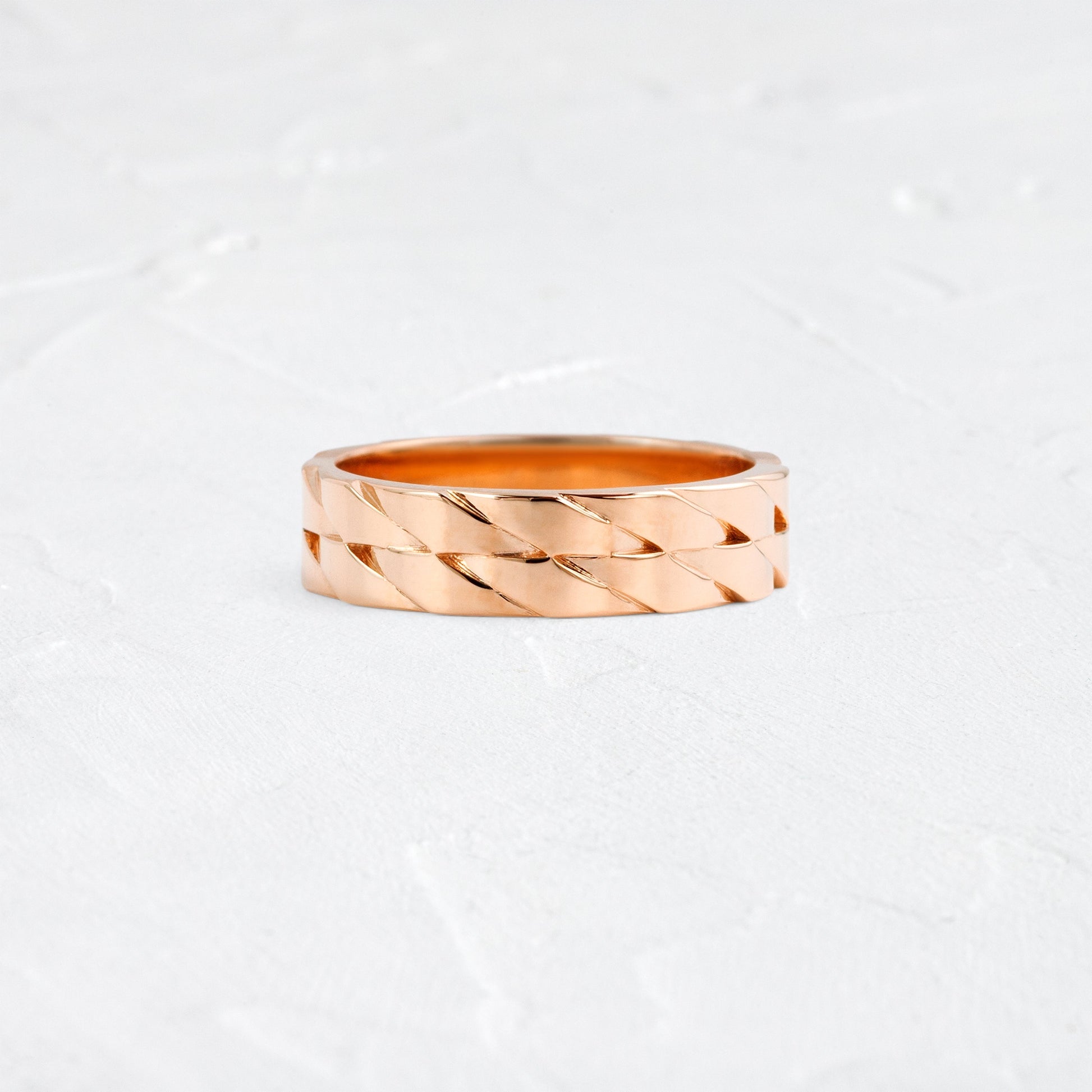 Woven Pattern- Men's Wedding BandWoven Pattern- Men's Wedding Band - Lifestyle
